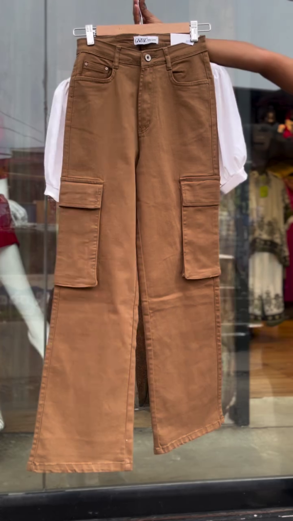 🤍👖 Utility-Chic Crisp White Button-Up Cropped Shirt with Puff Sleeves & Front Pockets Paired with High-Waisted Camel Cargo Culottes – Smart-Casual Streetwear Co-Ord for Work & Weekend Vibes 👖🤍 - Image 2